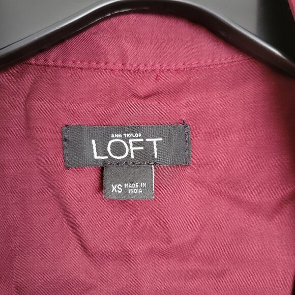 Ann Taylor Loft Burgundy Maroon Rolled Tab Long Pants One Piece Jumpsuit Size XS - Picture 14 of 17